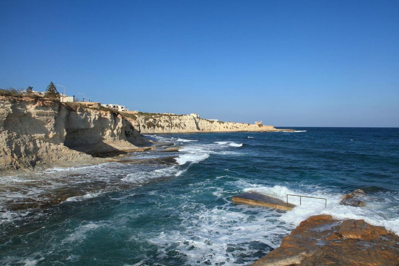 Trendy Seaside Escape 2 Bedroom Penthouse Marsaskala Luaran gambar